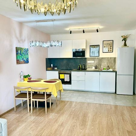 L&L Home Budapest Eksteriør billede
