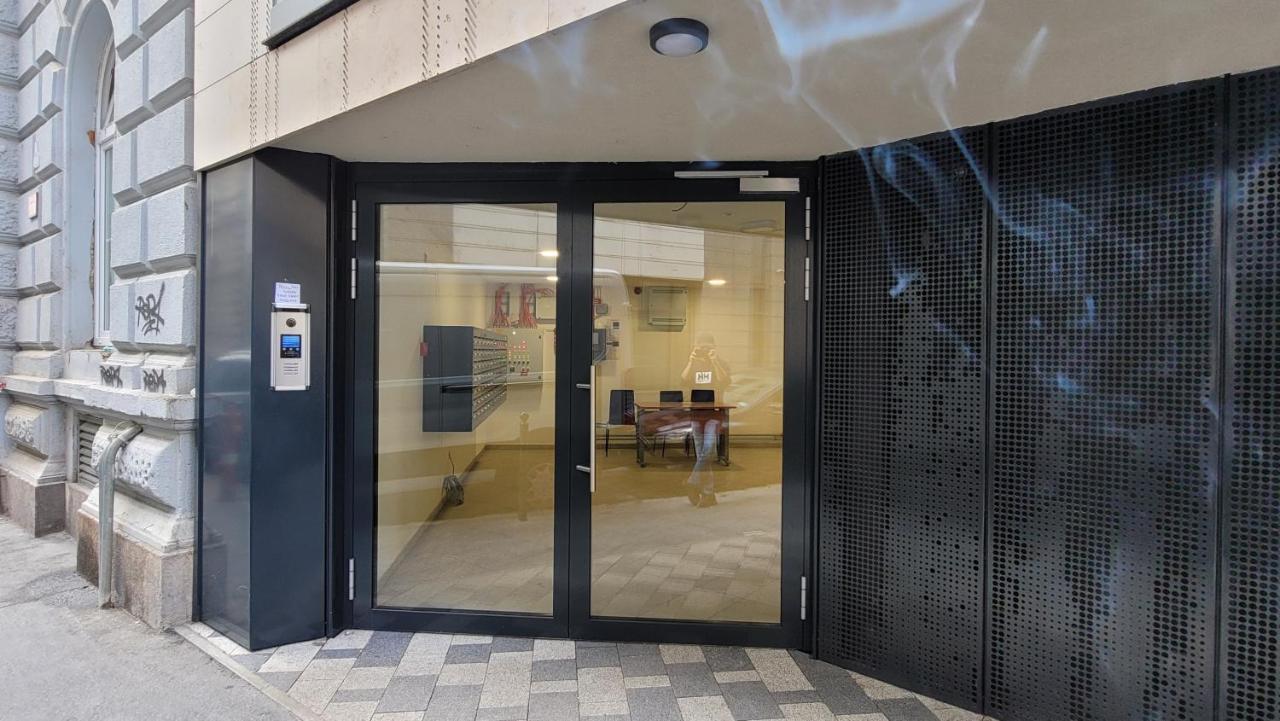 L&L Home Budapest Eksteriør billede