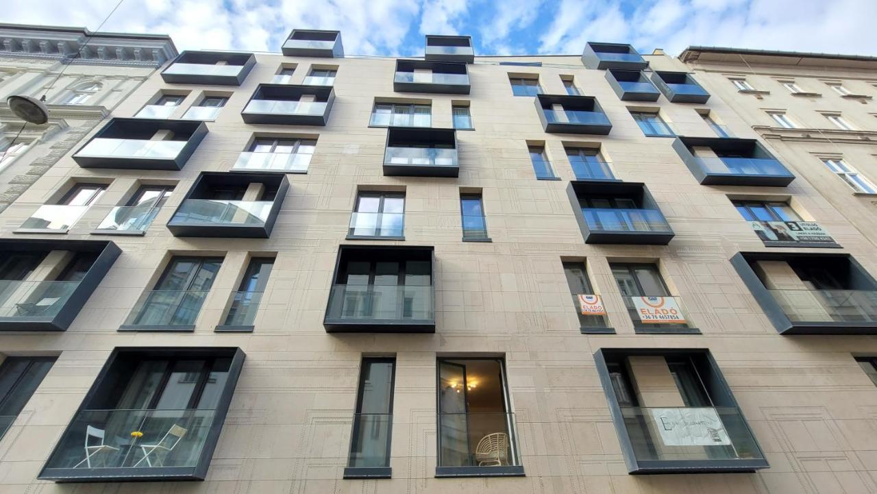L&L Home Budapest Eksteriør billede